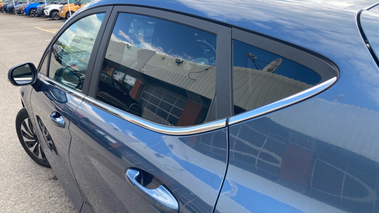 Ford Fiesta 1.0 EcoBoost Hybrid mHEV 125 Titanium 5dr Petrol Hatchback